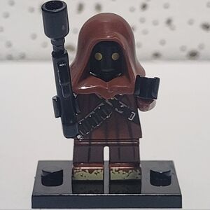 custom lego Star Wars Jawa Galactic Mandalorian With Black Stand